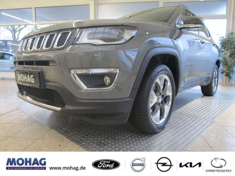 Grau Gebraucht 2020 Jeep Compass Limited SUV | 27.990 € (Teuer) - Bild 1/4