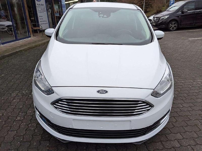 Gebraucht Ford C-MAX Titanium 125 PS (91 kW) 2018 Frostweiß Van / Kleinbus