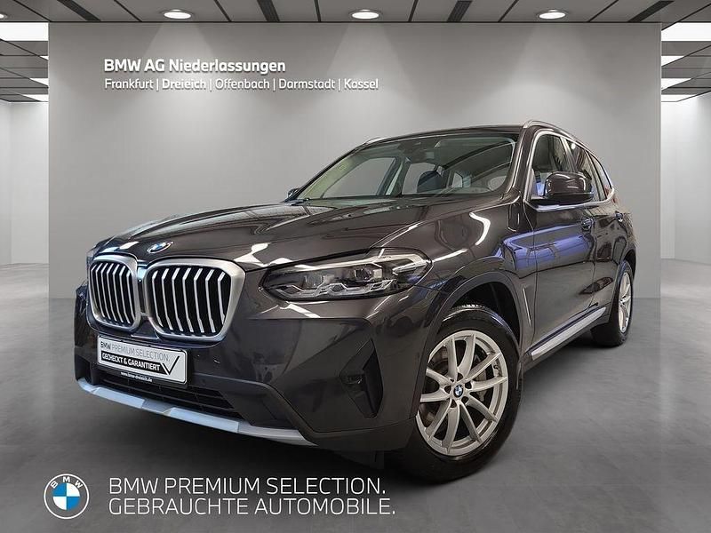 Grau Gebraucht 2022 BMW X3 Sport Line SUV | 42.880 € (Fairer Preis) - Bild 1/4
