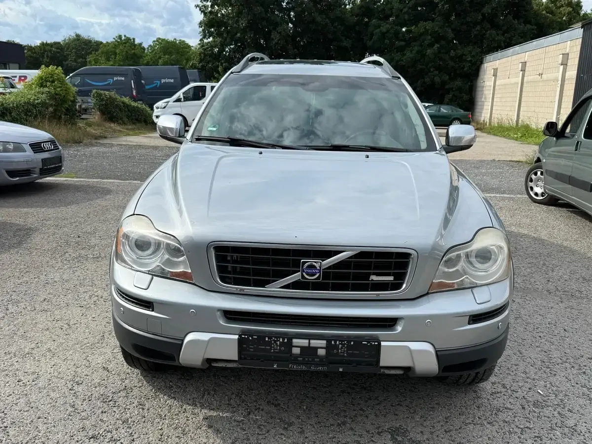 Gebraucht Volvo XC90 R-Design 185 PS (136 kW) 2009 Silber SUV