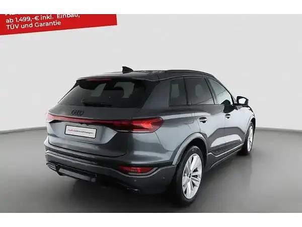 Gebraucht Audi e-tron Ambiente 225 kW (306 PS) 2025 Daytonagrau perleffekt SUV