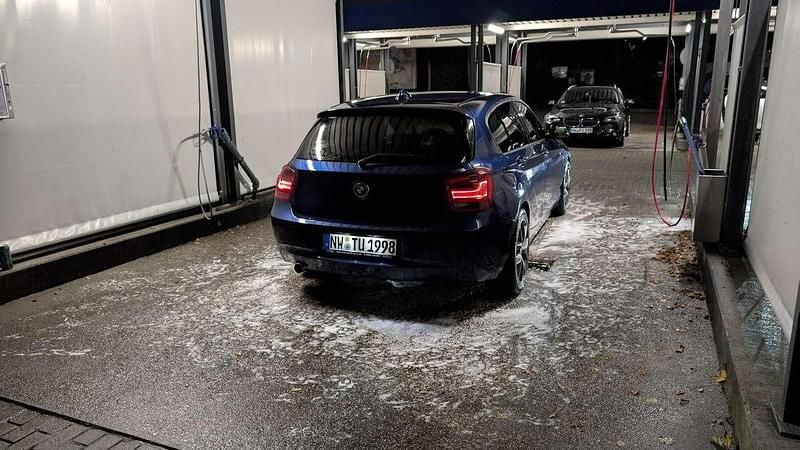 Gebraucht BMW 120 184 PS (135 kW) 2014 Blau Kleinwagen