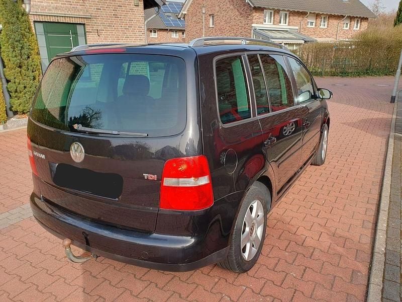 Gebraucht VW Touran Highline 140 PS (102 kW) 2003 Schwarz Van / Kleinbus
