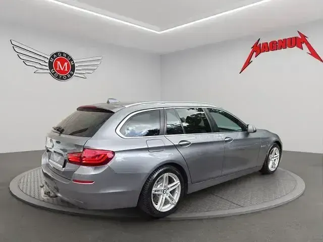 Gebraucht BMW 520 Performance 184 PS (135 kW) 2013 Grau Kombi