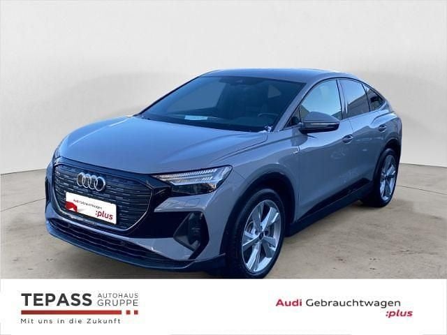 Grau Gebraucht 2022 Audi Q4 Sportback e-tron S-Line SUV | 31.280 € (Superpreis) - Bild 1/4