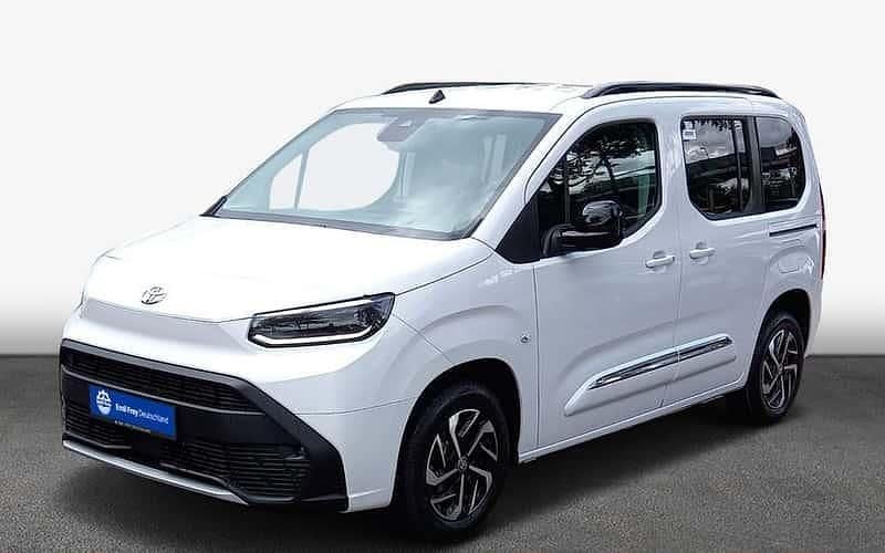 Weiß Gebraucht 2025 Toyota Proace Verso City Kombi | 32.950 € (Superpreis) - Bild 1/4