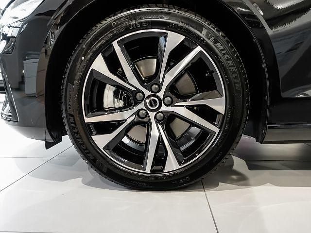 Gebraucht Volvo V60 Plus 197 PS (144 kW) 2024 Kombi