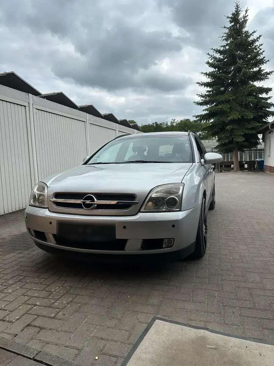 Gebraucht Opel Vectra 150 PS (110 kW) 2005 Silber Kombi