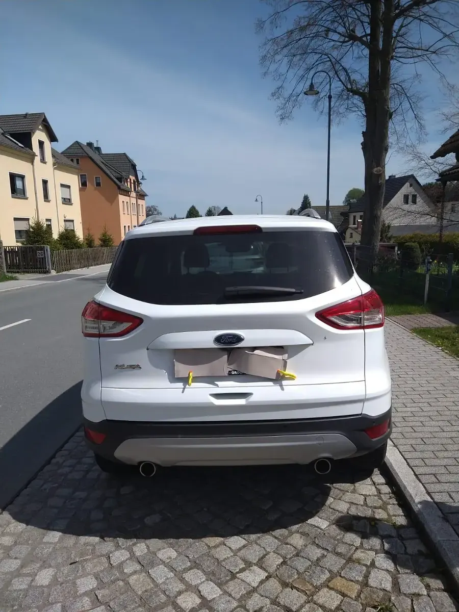 Second-hand Ford Kuga 150 CP (110 kW) 2015 Alb SUV