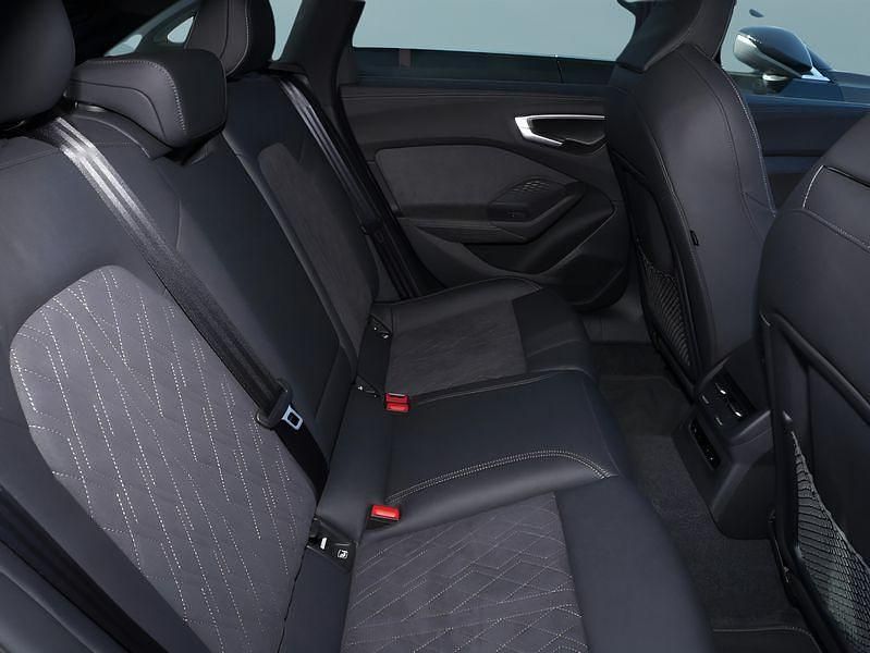 Gebraucht Audi A5 S-Line 204 PS (150 kW) 2025 Weiß Coupé