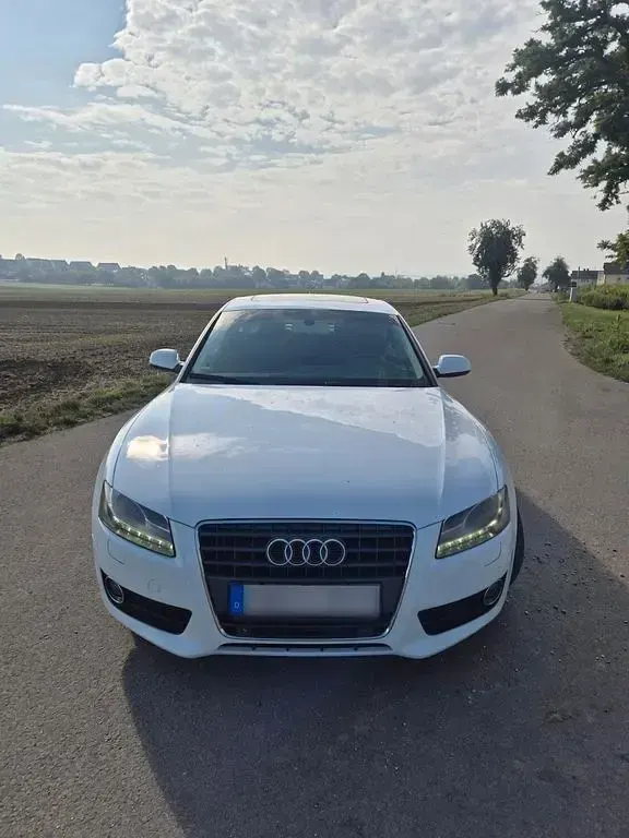 Gebraucht Audi A5 Sportback Sport 190 PS (139 kW) 2010 Weiß Kleinwagen