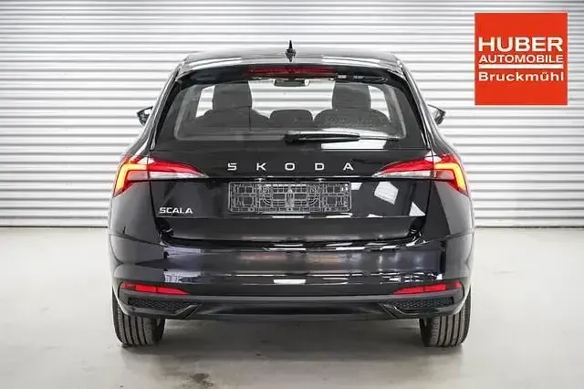 Nowe Skoda Scala Selection 150 KM (110 kW) 2026 Szary Hatchback