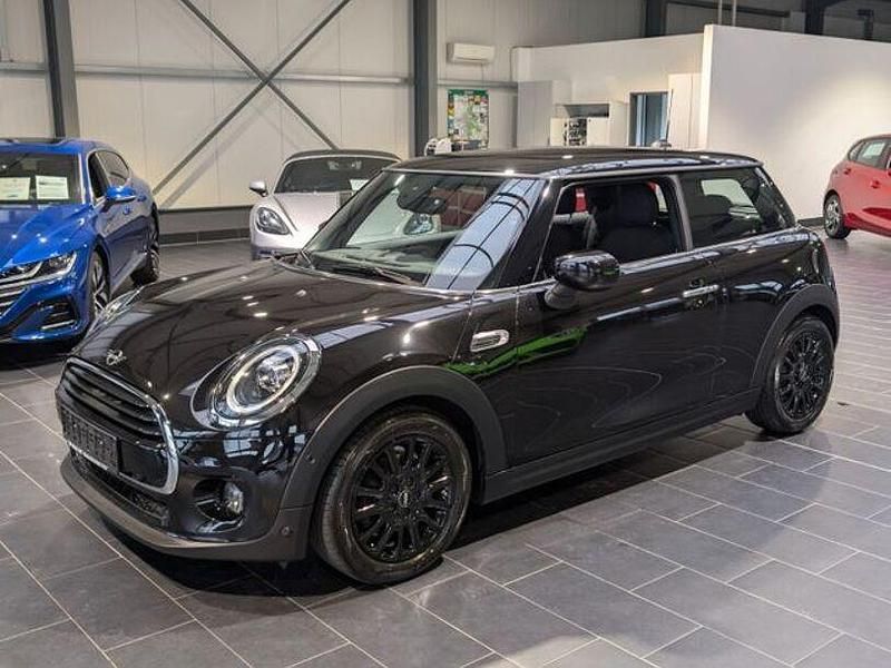 Gebraucht Mini Cooper 136 PS (100 kW) 2021 Schwarz Kleinwagen