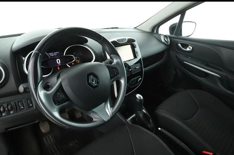 Weiß Gebraucht 2016 Renault Clio IV Kleinwagen | 7.000 € (Fairer Preis) - Bild 1/4