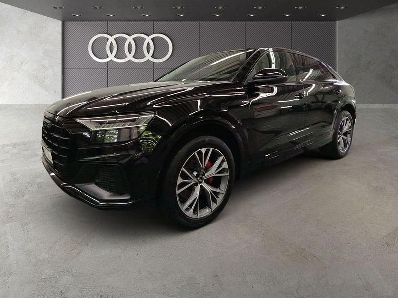 Tiefschwarz Gebraucht 2021 Audi Q8 Ambiente SUV | 59.850 € (Superpreis) - Bild 1/3