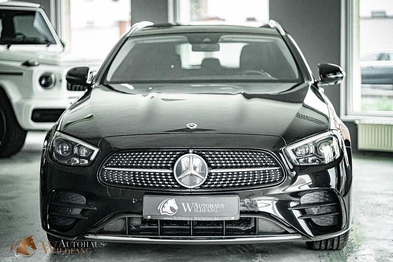 Gebraucht Mercedes E300 AMG 211 PS (155 kW) 2021 Schwarz Kombi