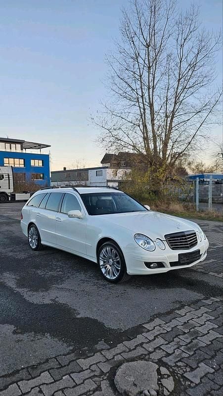 Gebraucht Mercedes 280 190 PS (139 kW) 2007 Weiß Kombi