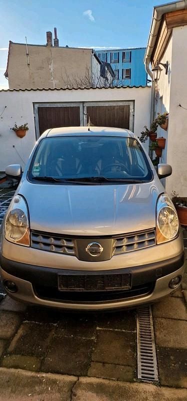 Silber Gebraucht 2006 Nissan Note Van / Kleinbus | 1.300 € - Bild 1/4