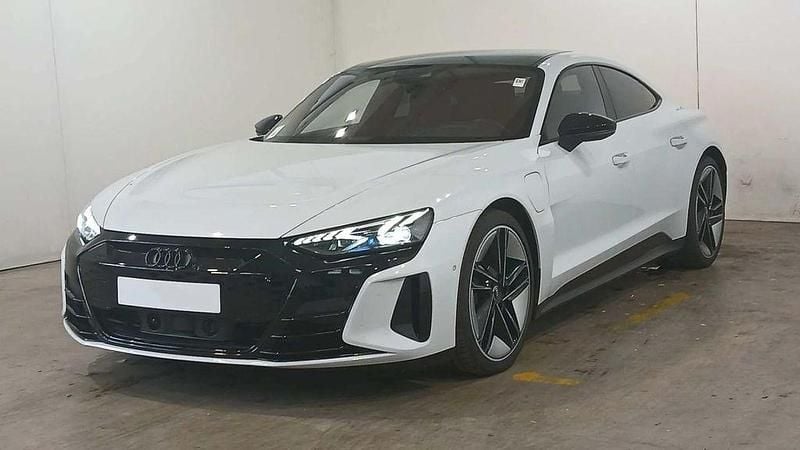 Suzukagrau metallic Gebraucht 2022 Audi e-tron GT quattro Sport Limousine | 46.919 € (Fairer Preis) - Bild 1/4