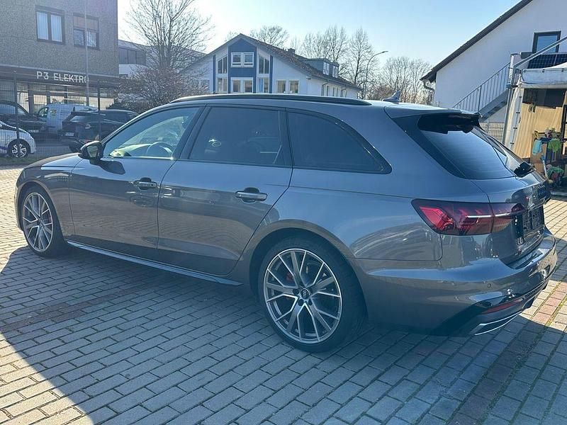 Gebraucht Audi A4 S-Line 204 PS (150 kW) 2020 Terragrau Kombi