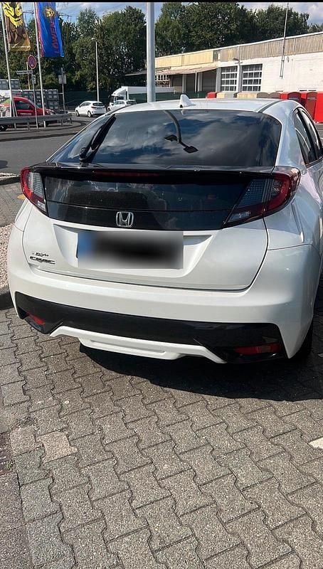 Gebraucht Honda Civic 99 PS (72 kW) 2016 Weiß Limousine