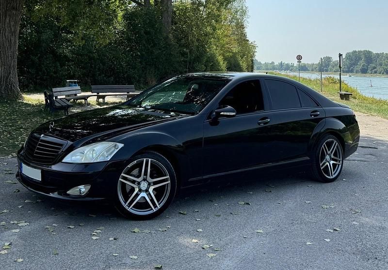 Schwarz Gebraucht 2007 Mercedes S320 AMG Limousine | 9.700 € (Fairer Preis) - Bild 1/4