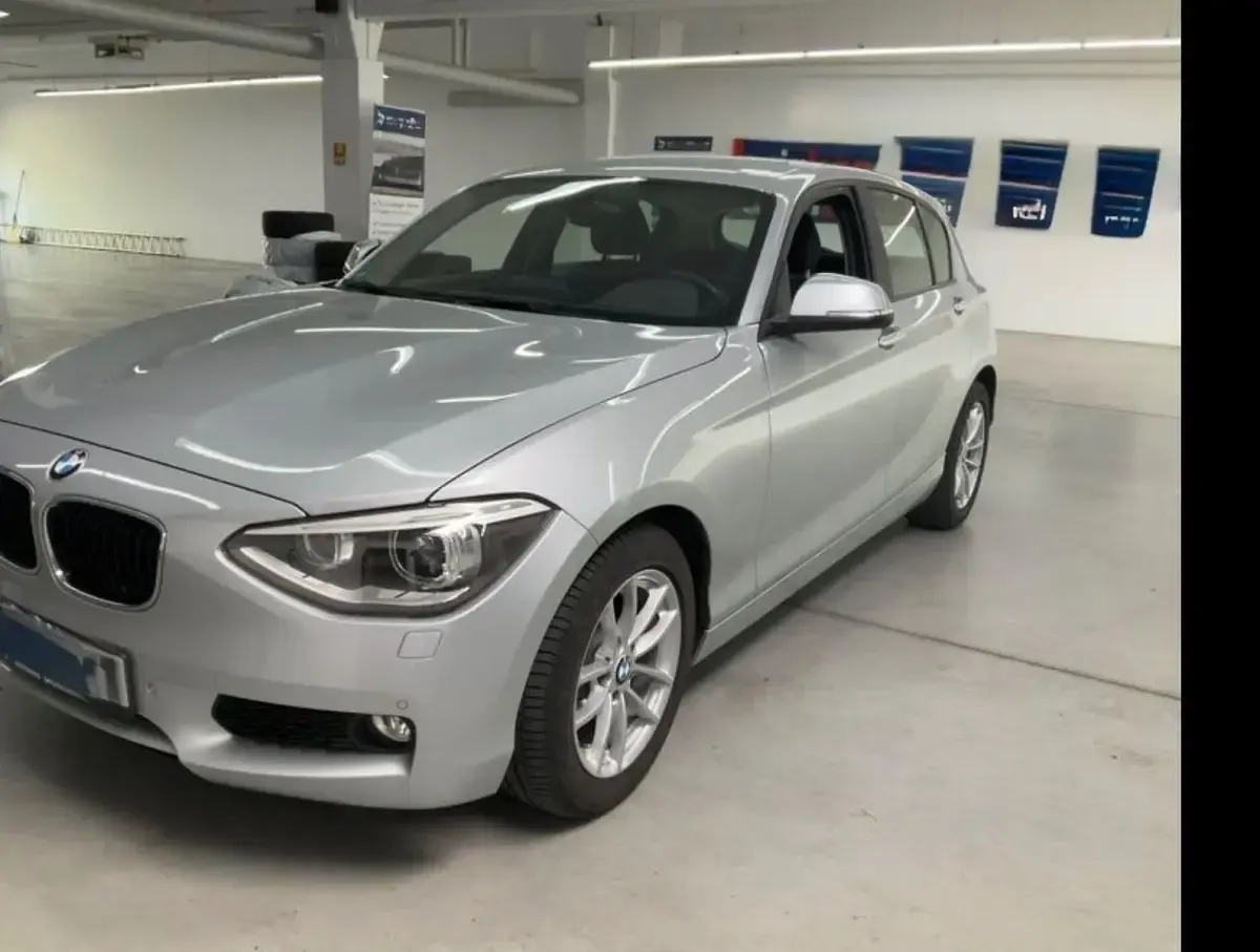 Gebraucht BMW 118 Advantage 170 PS (125 kW) 2013 Silber Kleinwagen