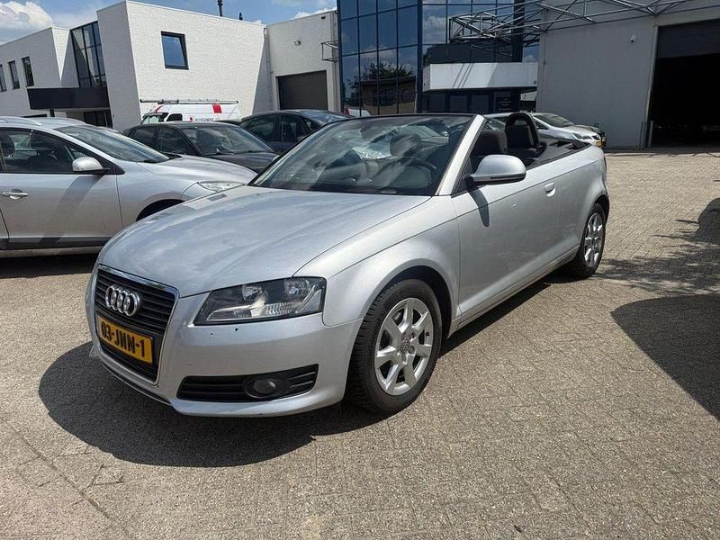 Gebraucht Audi A3 Cabriolet Attraction 160 PS (117 kW) 2009 Grau Cabrio