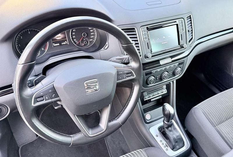 Gebraucht Seat Alhambra 184 PS (135 kW) 2016 Weiß Van / Kleinbus