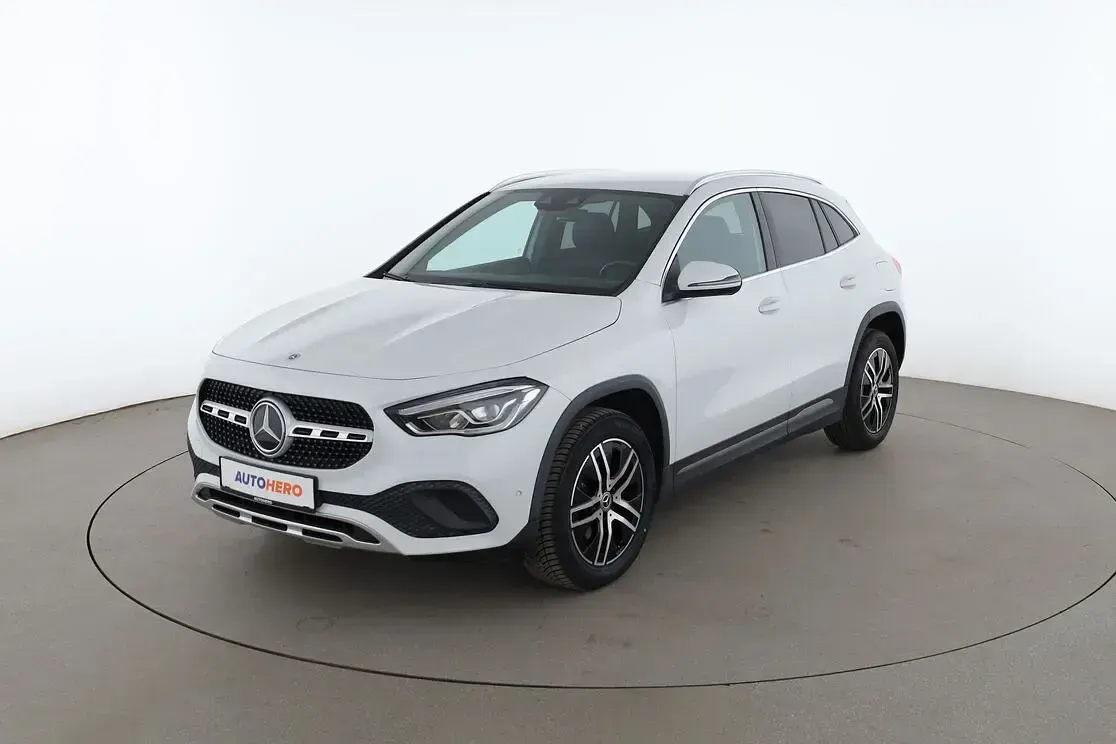 Gebraucht Mercedes GLA200 Progressive 163 PS (119 kW) 2020 SUV