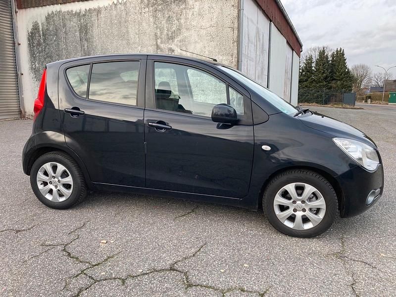 Gebraucht Opel Agila 86 PS (63 kW) 2010 Schwarz Kleinwagen