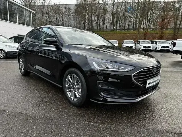 Używany Ford Focus Titanium 125 KM (91 kW) 2024 Czarny Sedan/Limuzyna