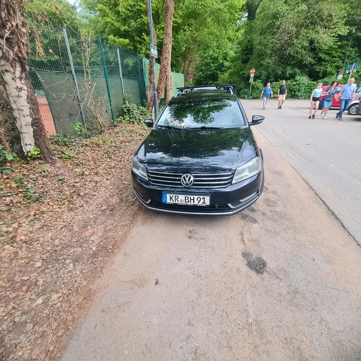 Gebraucht VW Passat 105 PS (77 kW) 2011 Schwarz Kombi