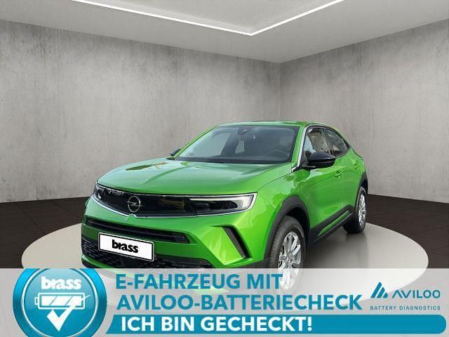 Matcha grün (metallic) Gebraucht 2022 Opel Mokka-e Edition SUV | 17.950 € (Guter Preis) - Bild 1/4