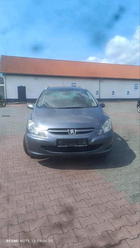 Grau Gebraucht 2004 Peugeot 307 Kombi | 1.000 € (Guter Preis) - Bild 1/4