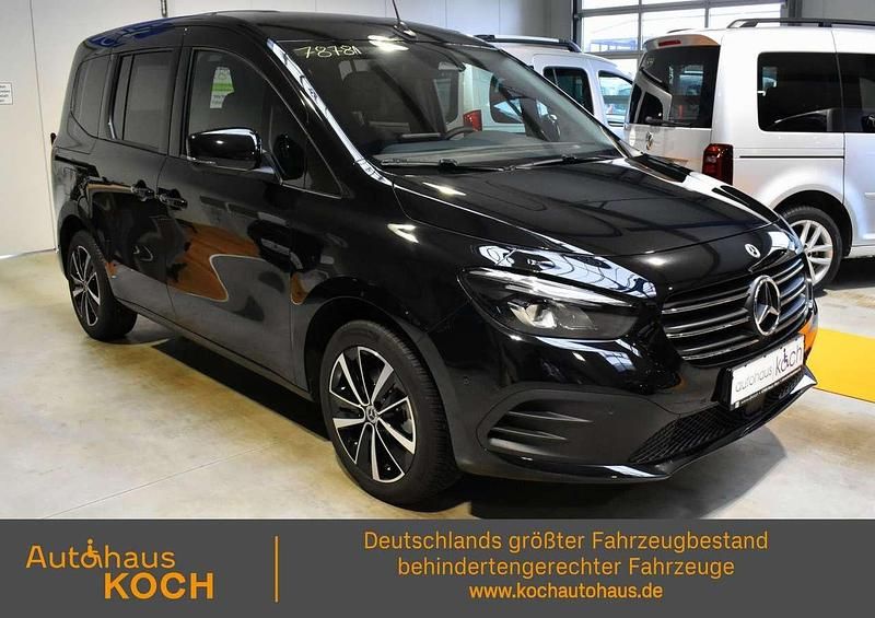Gebraucht Mercedes 180 131 PS (96 kW) 2025 Loparitschwarz Limousine