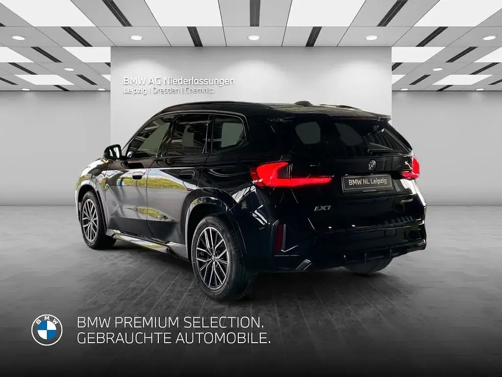 Gebraucht BMW iX1 M Sport 150 kW (204 PS) 2026 Schwarz SUV