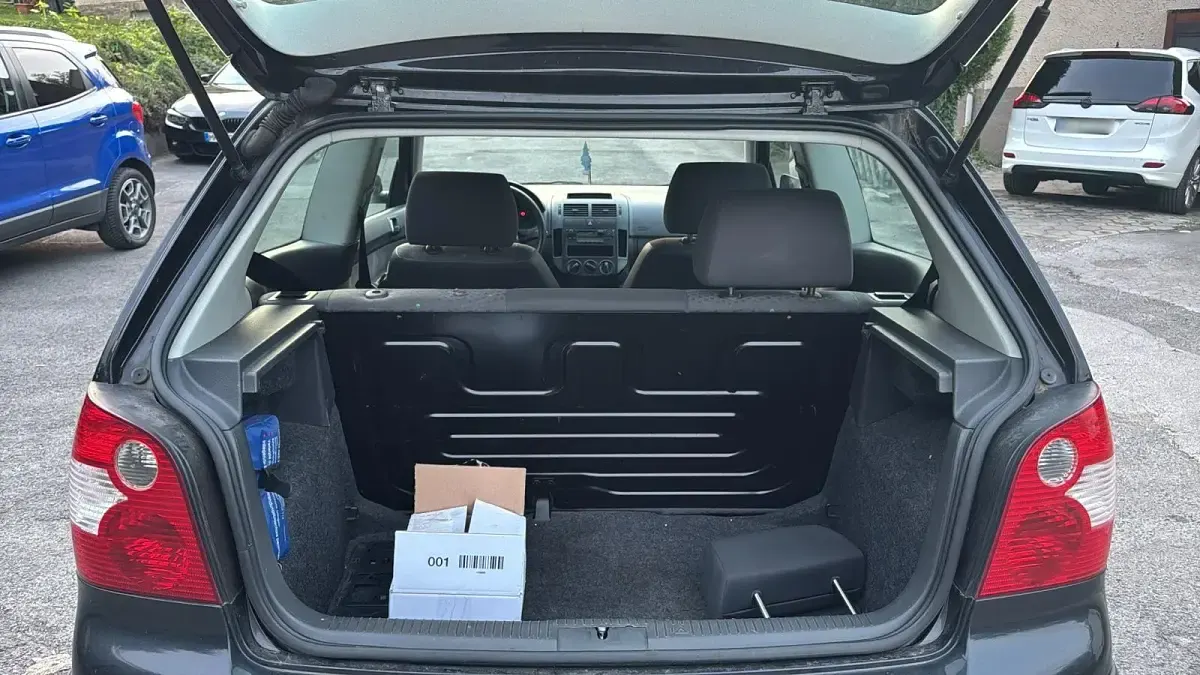 Gebraucht VW Polo 54 PS (39 kW) 2003 Schwarz Kleinwagen