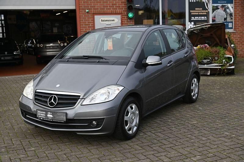 Gebraucht Mercedes A150 95 PS (69 kW) 2008 Grau Limousine