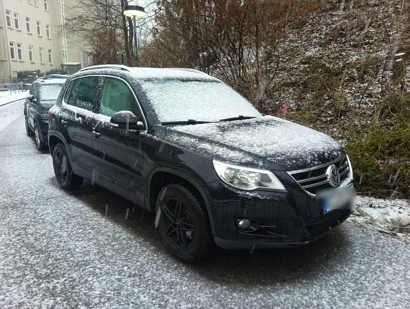 Gebraucht VW Tiguan Sport 200 PS (147 kW) 2008 Schwarz SUV
