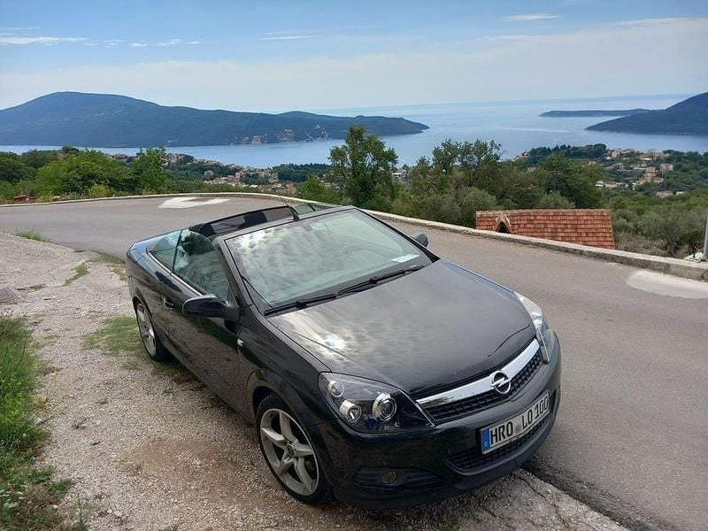 Schwarz Gebraucht 2006 Opel Astra Cabriolet Edition Cabrio | 2.495 € (Superpreis) - Bild 1/4