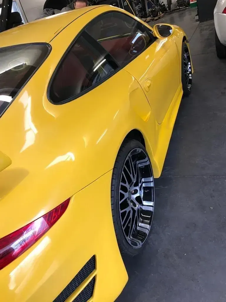 Gebraucht Porsche 996 300 PS (220 kW) 2000 Gelb Coupé