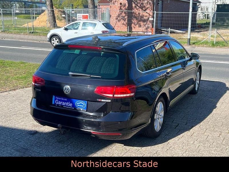 Gebraucht VW Passat Comfortline 120 PS (88 kW) 2015 Schwarz Kombi