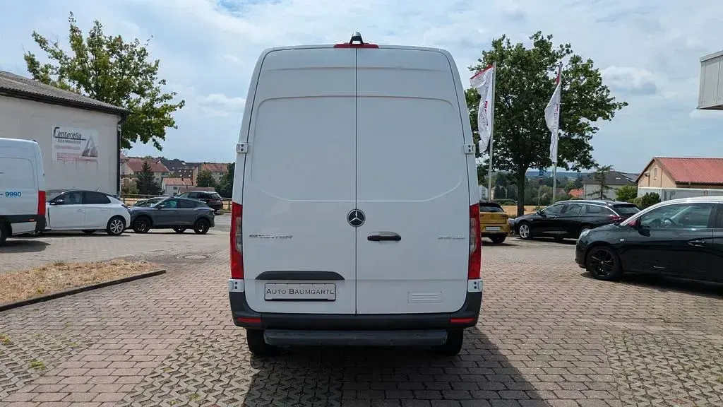 Gebraucht Mercedes Sprinter 163 PS (119 kW) 2019 Weiß Van