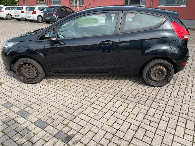 Gebraucht Ford Fiesta 69 PS (50 kW) 2009 Schwarz Kleinwagen