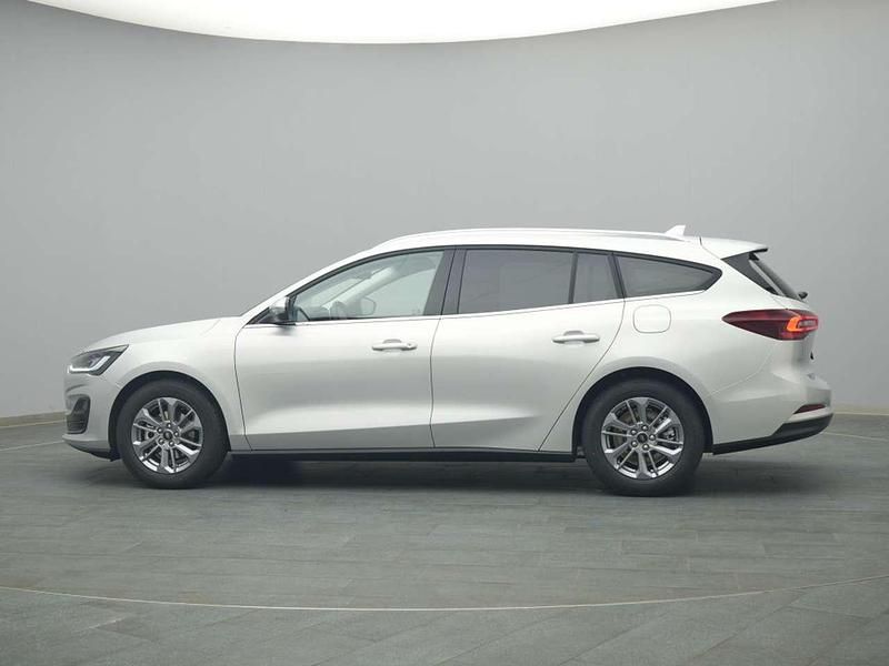 Neu Ford Focus Titanium X 155 PS (114 kW) 2025 Moondust silver Kombi