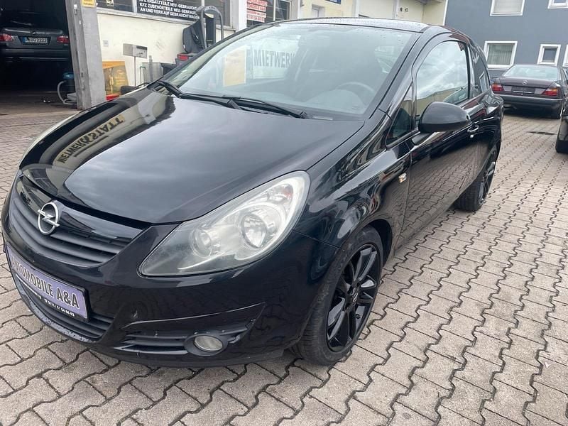Gebraucht Opel Corsa 100 PS (73 kW) 2011 Schwarz Kleinwagen