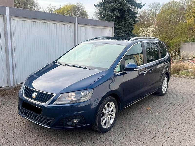 Gebraucht Seat Alhambra 177 PS (130 kW) 2014 Blau Van / Kleinbus
