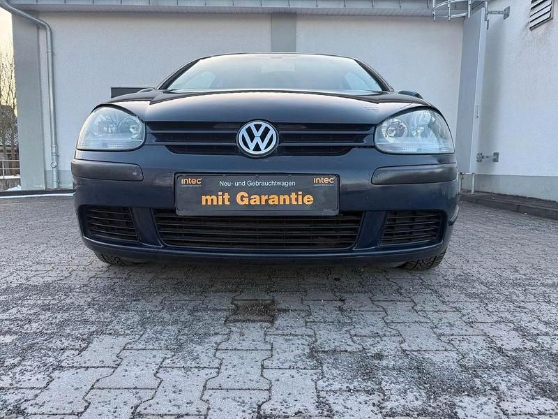Gebraucht VW Golf V Trendline 116 PS (85 kW) 2004 Blau Kleinwagen