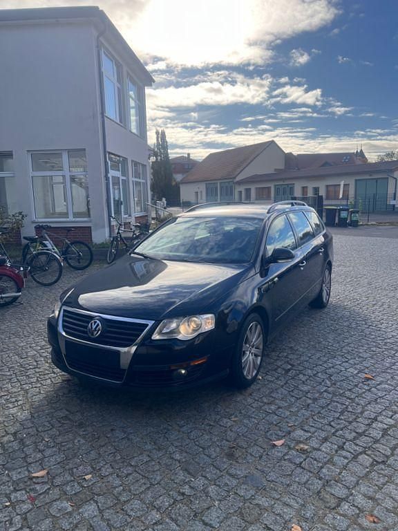 Gebraucht VW Passat Trendline 150 PS (110 kW) 2010 Schwarz Kombi